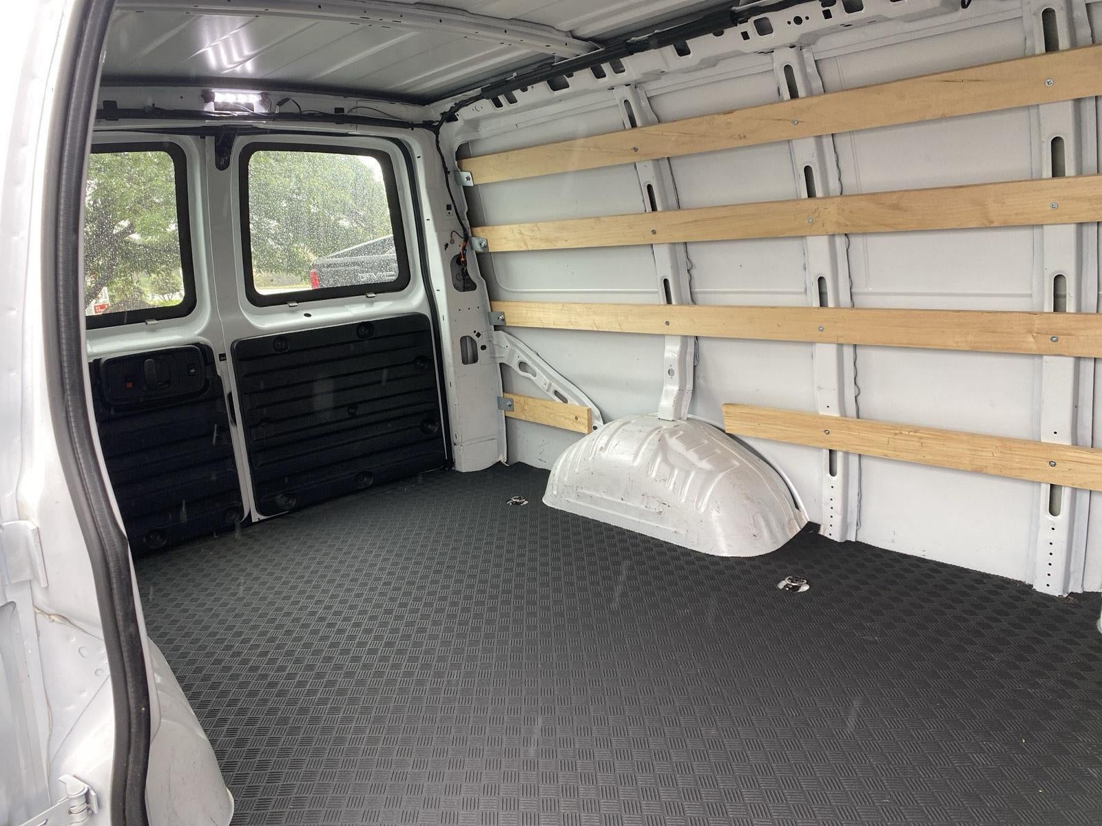 2024 GMC Savana Cargo Van BASE