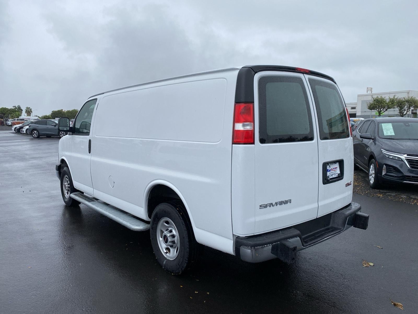 2024 GMC Savana Cargo Van BASE