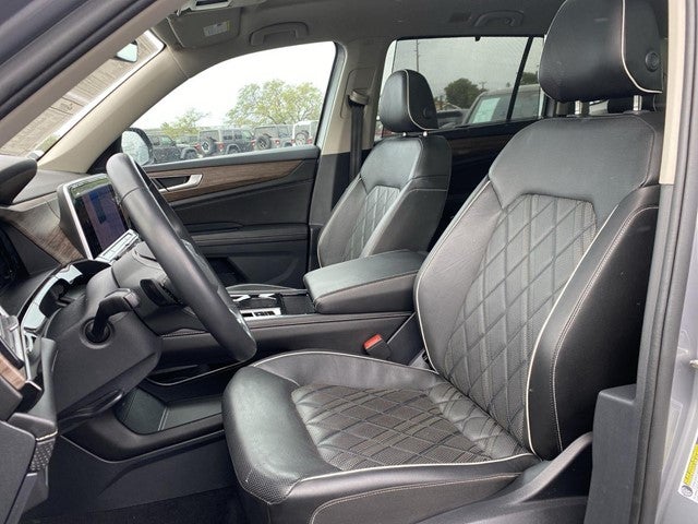 2025 Volkswagen Atlas 2.0T SEL Premium R-Line