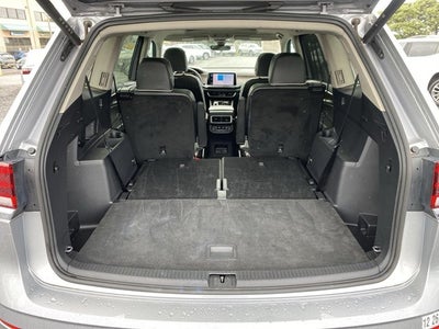2025 Volkswagen Atlas 2.0T SEL Premium R-Line