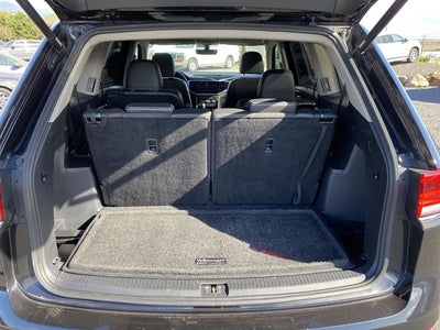 2022 Volkswagen Atlas 3.6L V6 SE w/Technology