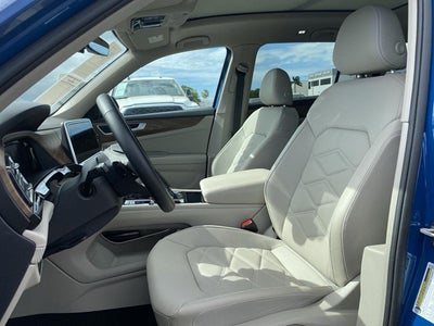 2025 Volkswagen Atlas 2.0T SE w/Technology
