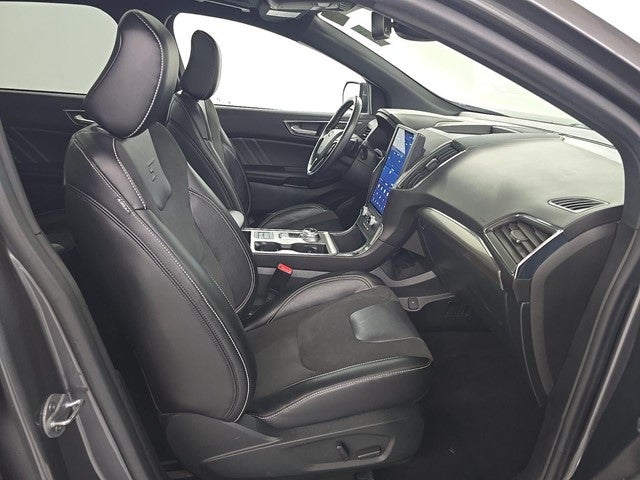 2022 Ford Edge ST