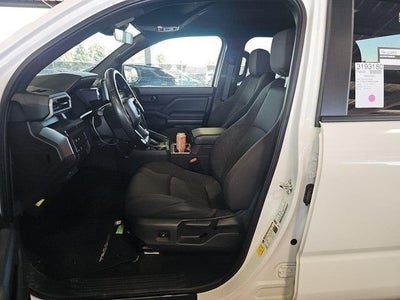 2025 Toyota Tacoma 4Wd SR5