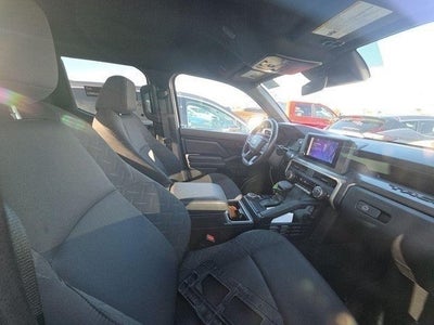 2025 Toyota Tacoma 4Wd SR5