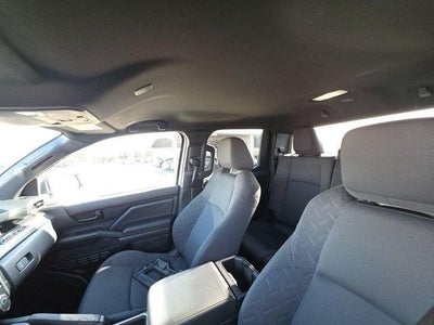 2025 Toyota Tacoma 4Wd SR5