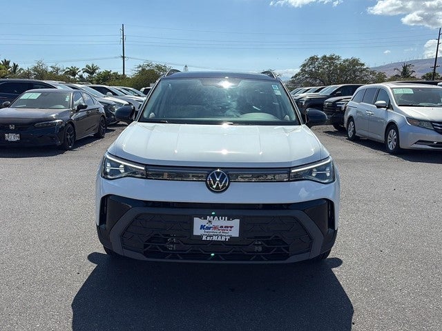 2025 Volkswagen Taos SE Black