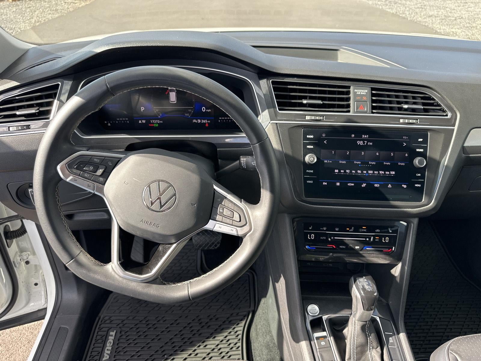 2023 Volkswagen Tiguan SE
