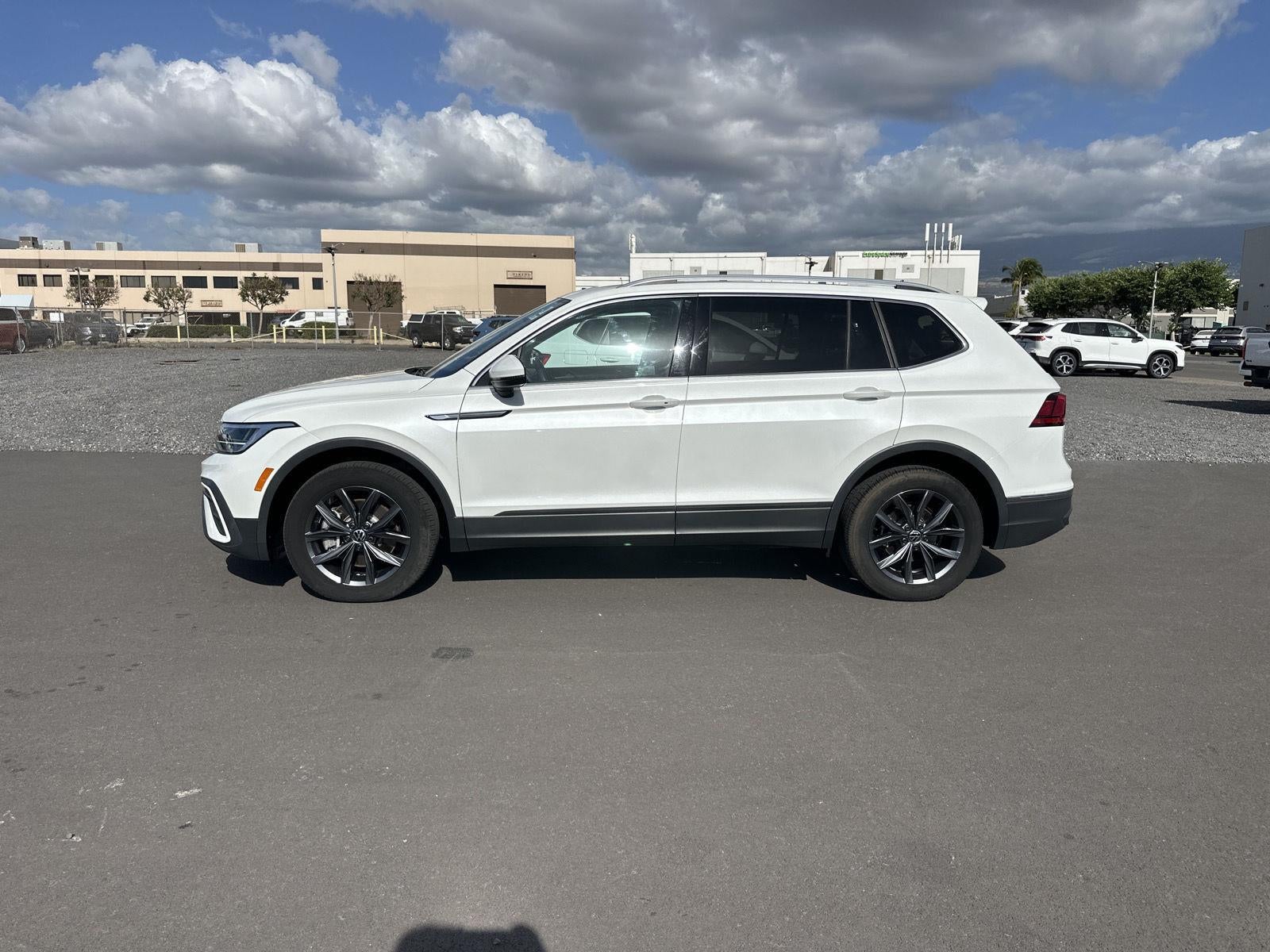 2023 Volkswagen Tiguan SE