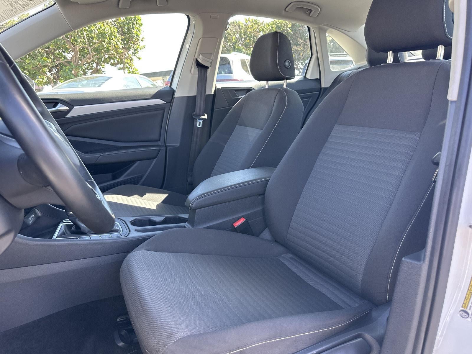 2025 Volkswagen Jetta S