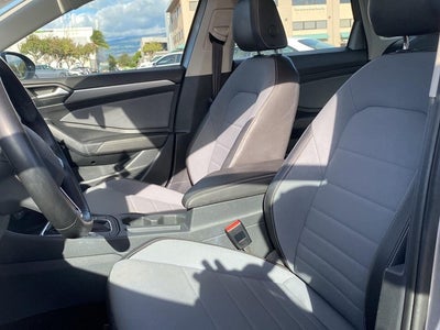 2025 Volkswagen Jetta SE