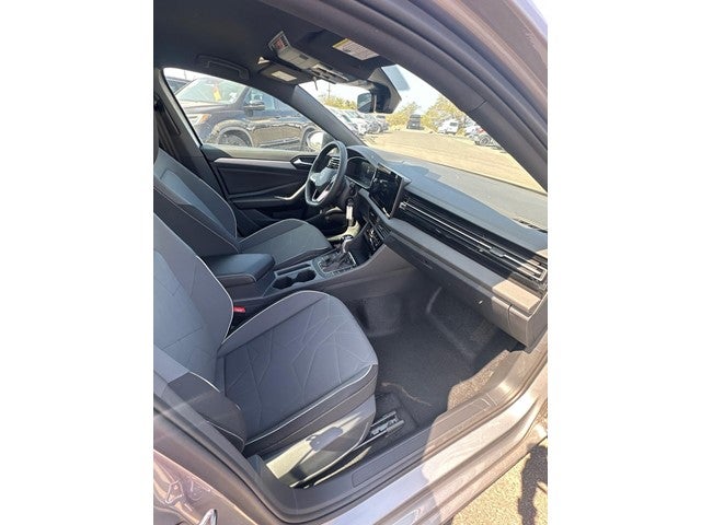 2025 Volkswagen Jetta Sport
