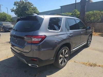 2025 Honda Pilot Touring