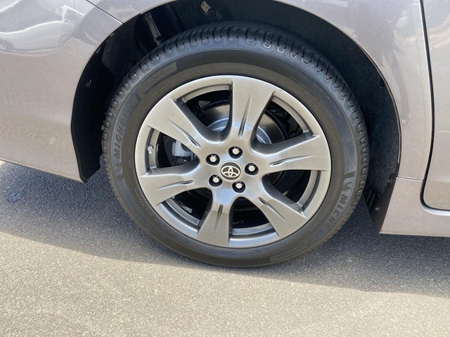 2020 Toyota Sienna SE
