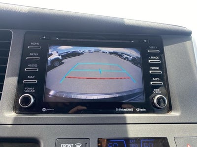 2020 Toyota Sienna SE