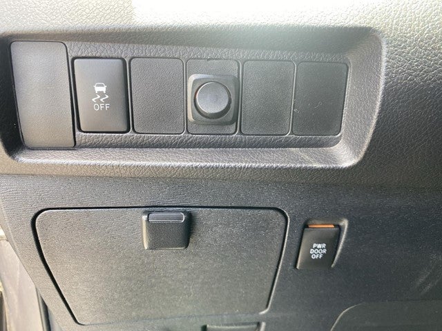 2020 Toyota Sienna SE