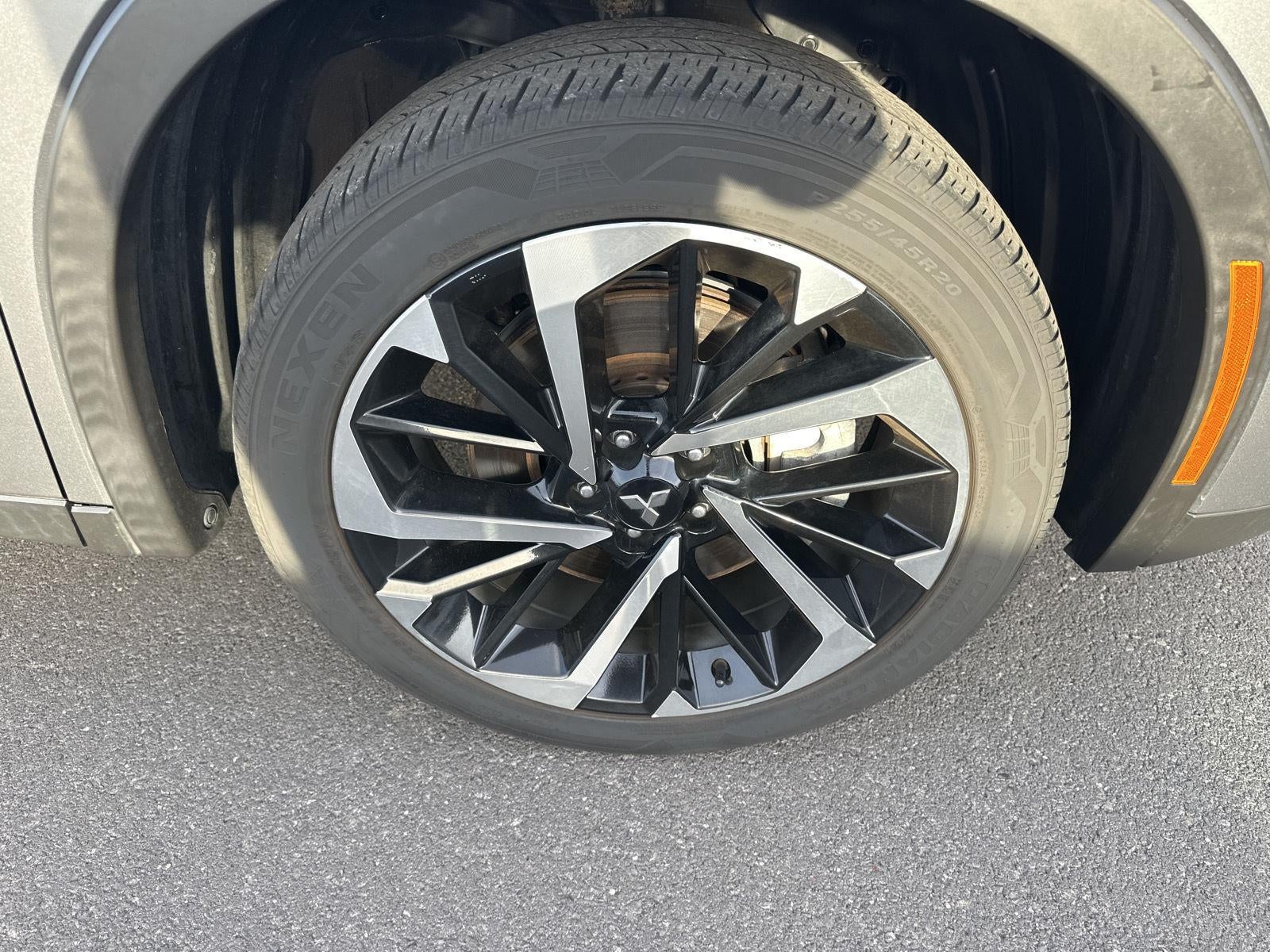 2023 Mitsubishi Outlander SE