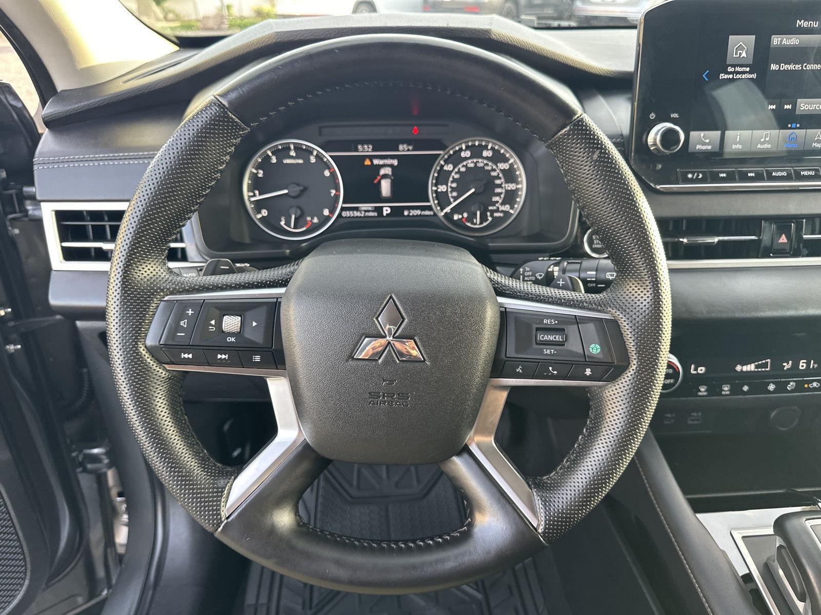 2023 Mitsubishi Outlander SE