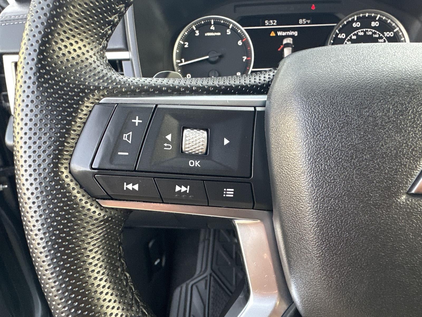 2023 Mitsubishi Outlander SE