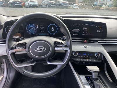 2024 Hyundai Elantra Limited