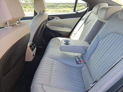 2022 Genesis G70 2.0T