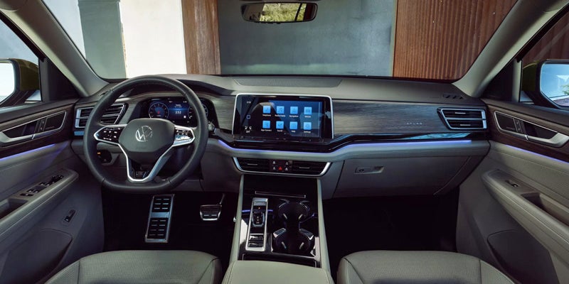 Interior dashboard and infotainment